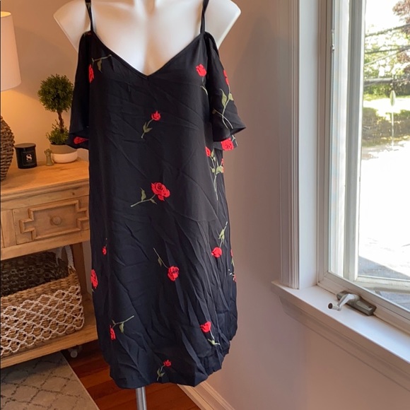 BEYOND BY ASHLEY GRAHAM DRESS - Picture 2 of 6